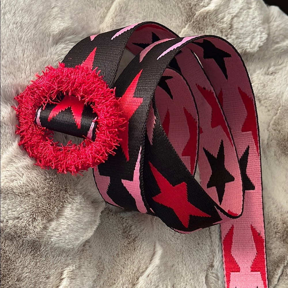 Star Patterned Red Pink and Black Reversible Belt!!